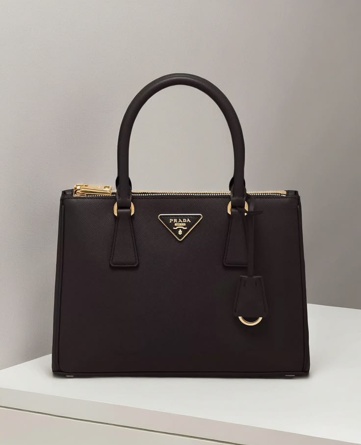 Iconic Prada Galleria Medium Saffiano Leather Bag