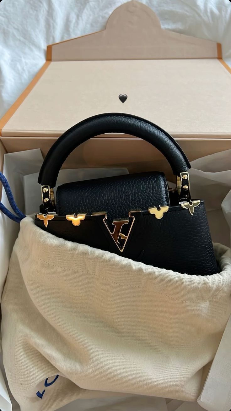 Bolsius Capucines Nano Louis Vuitton